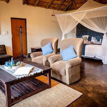Umkumbe Safari Lodge Riverside Skukuza Exteriér fotografie