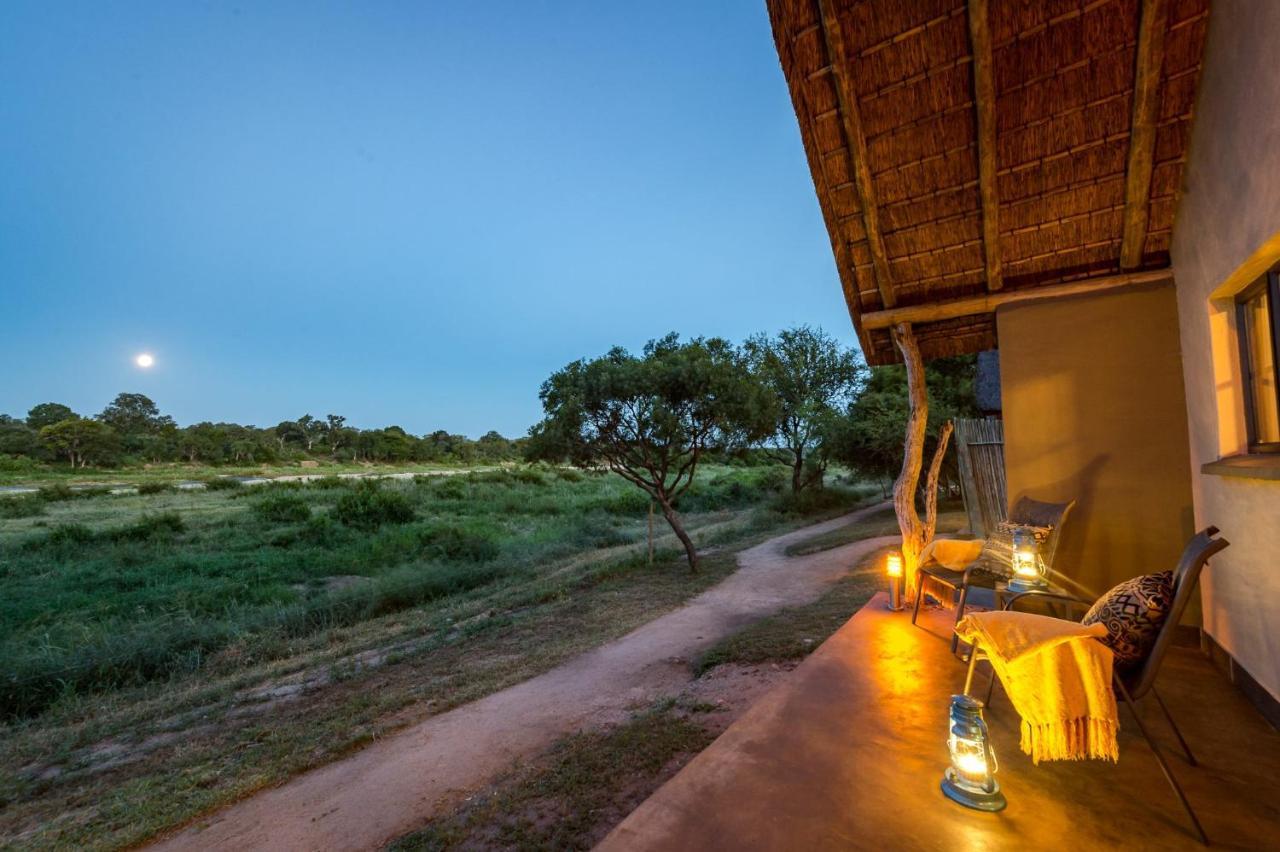 Umkumbe Safari Lodge Riverside Skukuza Exteriér fotografie
