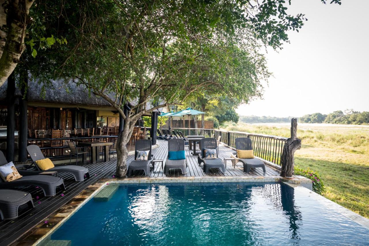 Umkumbe Safari Lodge Riverside Skukuza Exteriér fotografie